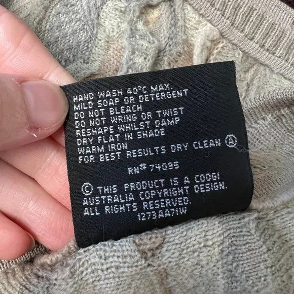 Rare COOGI Australia Wool 3D Cable Knit Oversized Sweater Vest Cardigan 80s 90s - Picture 6 of 8